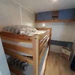 L'escale Mobil'home Giana مكان تخييم