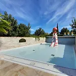 L'escale Mobil'home Giana مكان تخييم آجد