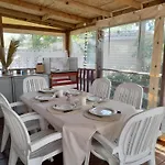 L'escale Mobil'home Giana مكان تخييم *