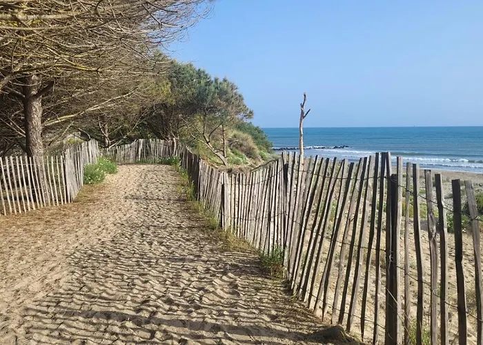 Camping L'escale Mobil'home Giana