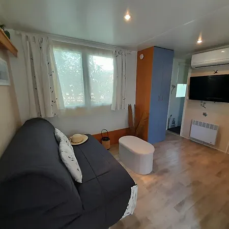 Camping L'escale Mobil'home Giana